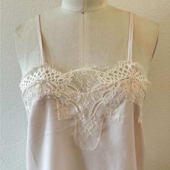 Lulu’s Light Blush Pink Camisole w/Lace Detail - Picture 2 of 9